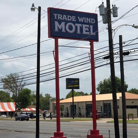 Trade Wind Motel Τζάκσονβιλ Εξωτερικό φωτογραφία