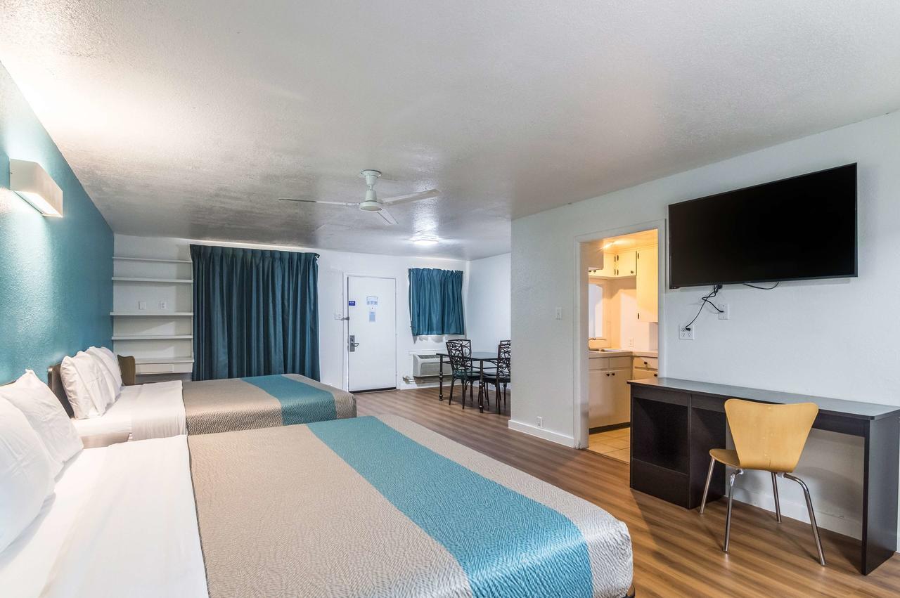 Trade Wind Motel Τζάκσονβιλ Εξωτερικό φωτογραφία