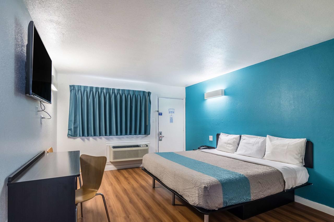 Trade Wind Motel Τζάκσονβιλ Εξωτερικό φωτογραφία