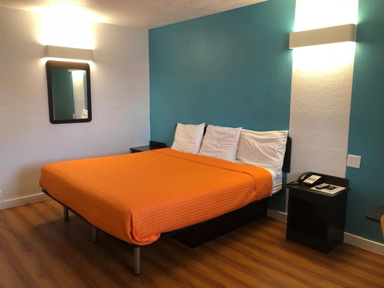 Trade Wind Motel Τζάκσονβιλ Εξωτερικό φωτογραφία