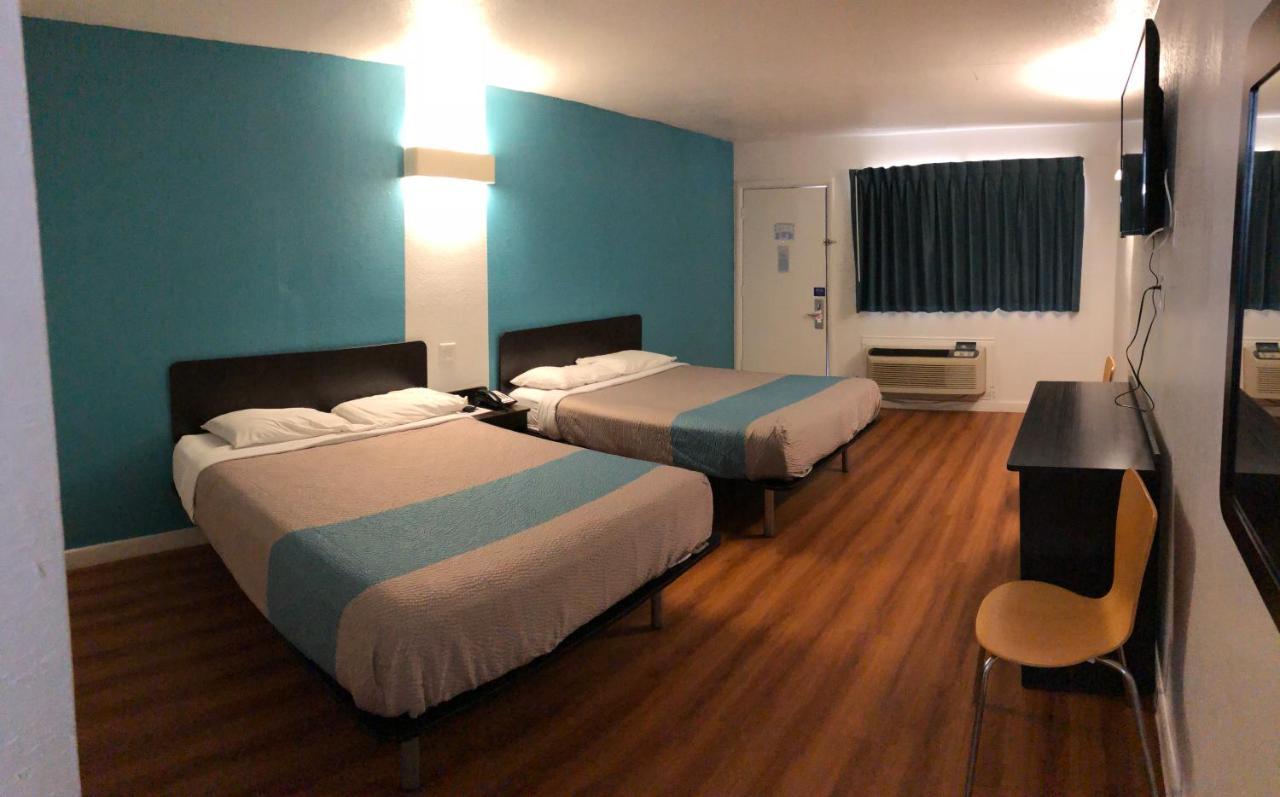 Trade Wind Motel Τζάκσονβιλ Εξωτερικό φωτογραφία