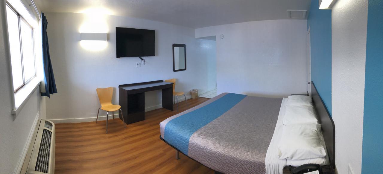 Trade Wind Motel Τζάκσονβιλ Εξωτερικό φωτογραφία