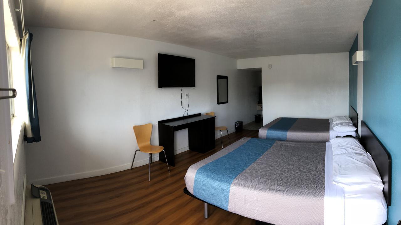 Trade Wind Motel Τζάκσονβιλ Εξωτερικό φωτογραφία